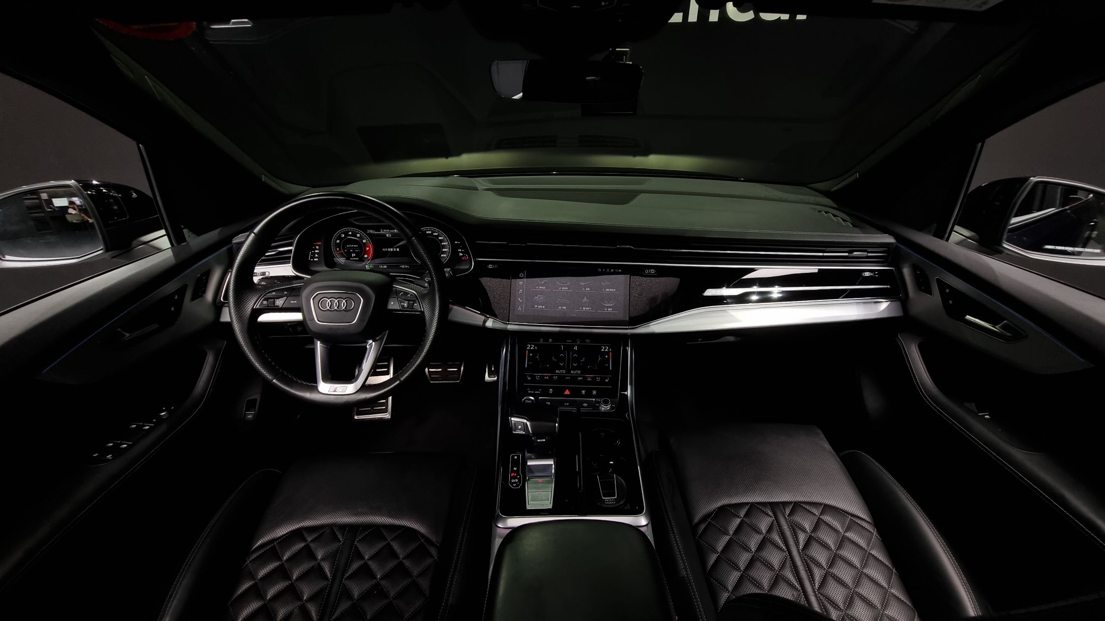 AUDI Q7 4M 2021