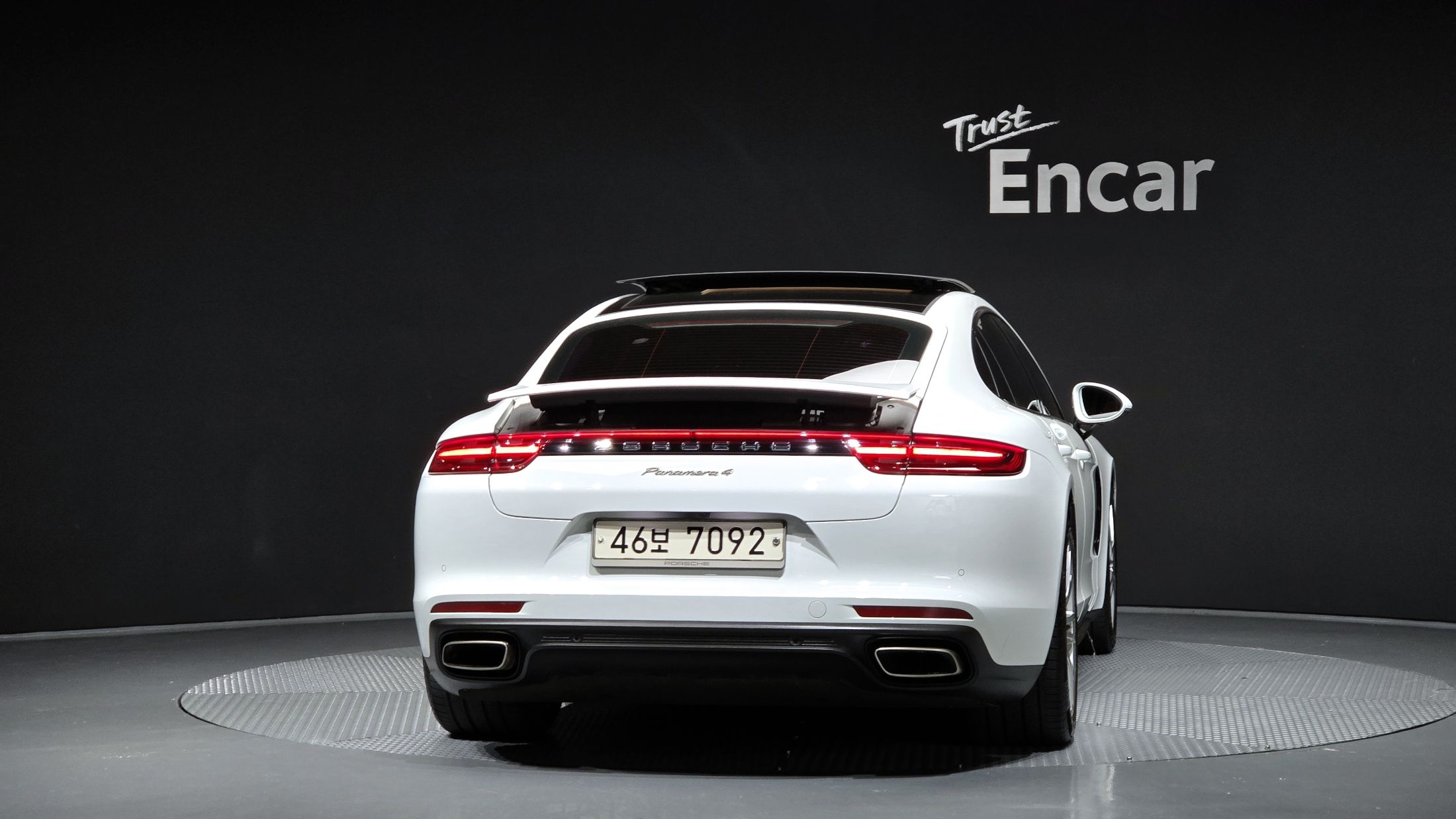 PORSCHE PANAMERA 971 2017