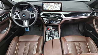 BMW 5-SERIES G30 2022