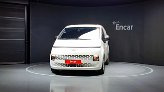 HYUNDAI STARIA 2023