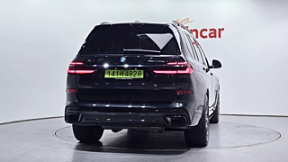 BMW X7 G07 2025