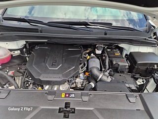 KIA CARNIVAL 2023