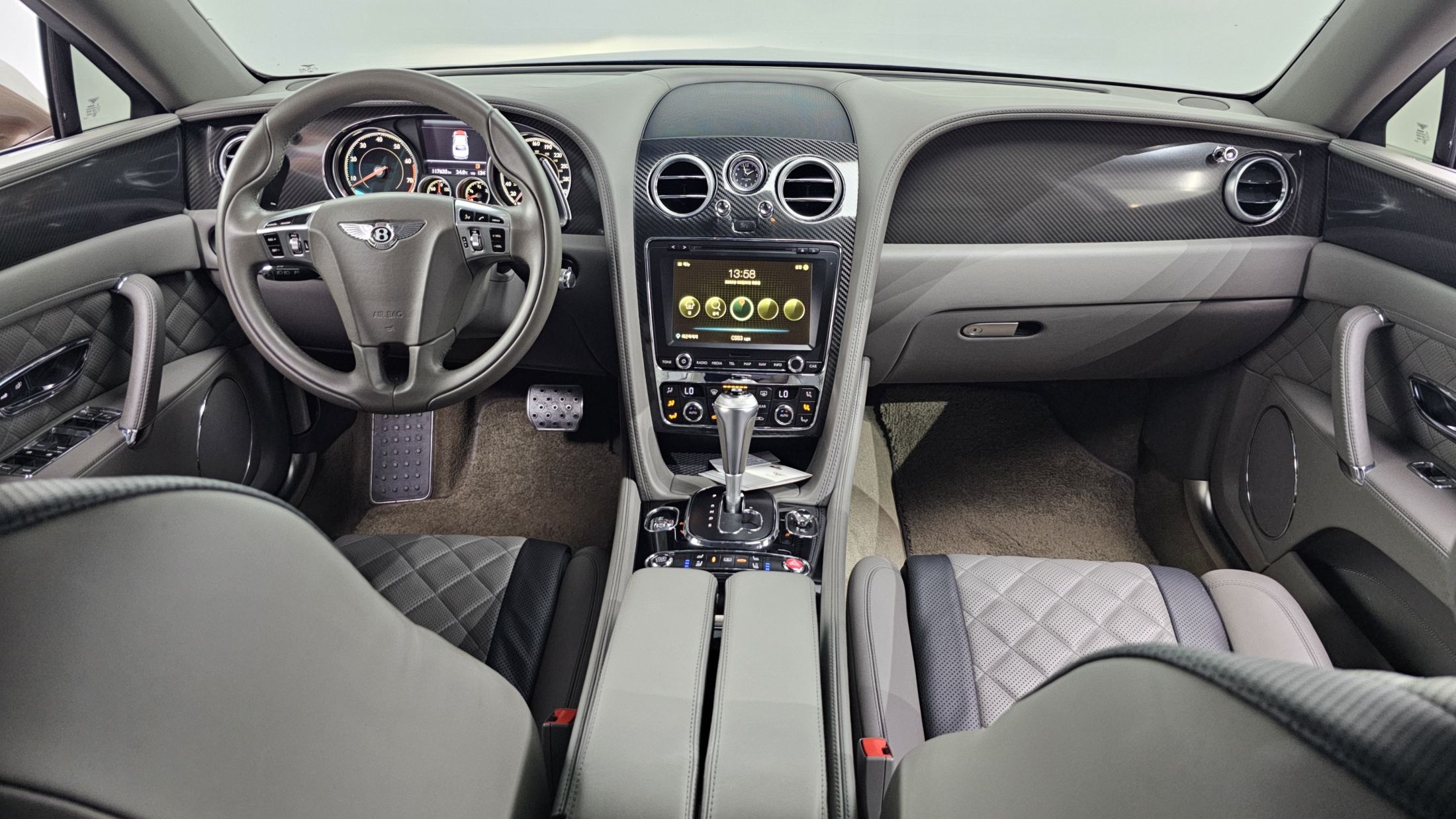 BENTLEY FLYING SPUR 2018