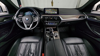 BMW 5-SERIES G30 2017