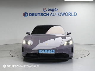 Заказать PORSCHE TAYCAN