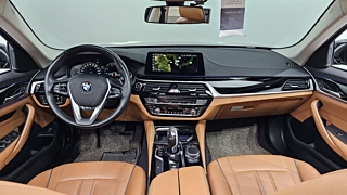 BMW 5-SERIES G30 2018