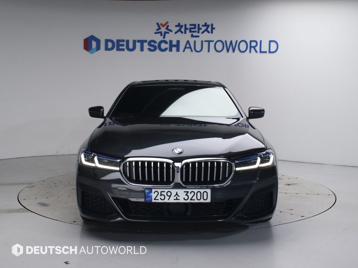 BMW 5-SERIES G30 2023