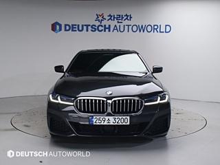 BMW 5-SERIES G30 2023