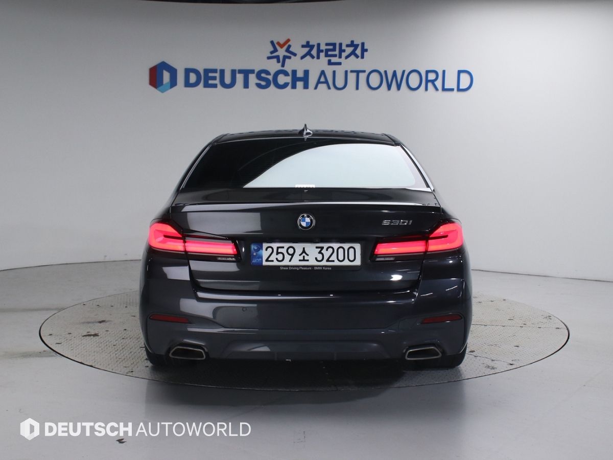 BMW 5-SERIES G30 2023