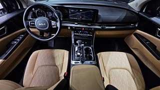 KIA CARNIVAL  4 GENERATION 9 Seater Prestige 2022