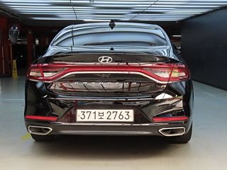 HYUNDAI GRANDEUR IG 2017
