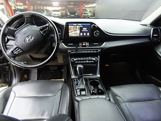 HYUNDAI GRANDEUR IG 2017