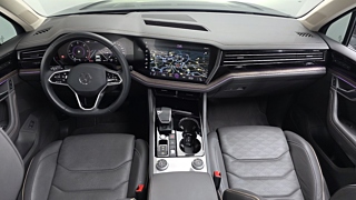 VOLKSWAGEN TOUAREG 2023