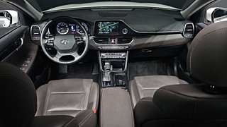 HYUNDAI GRANDEUR IG 2017