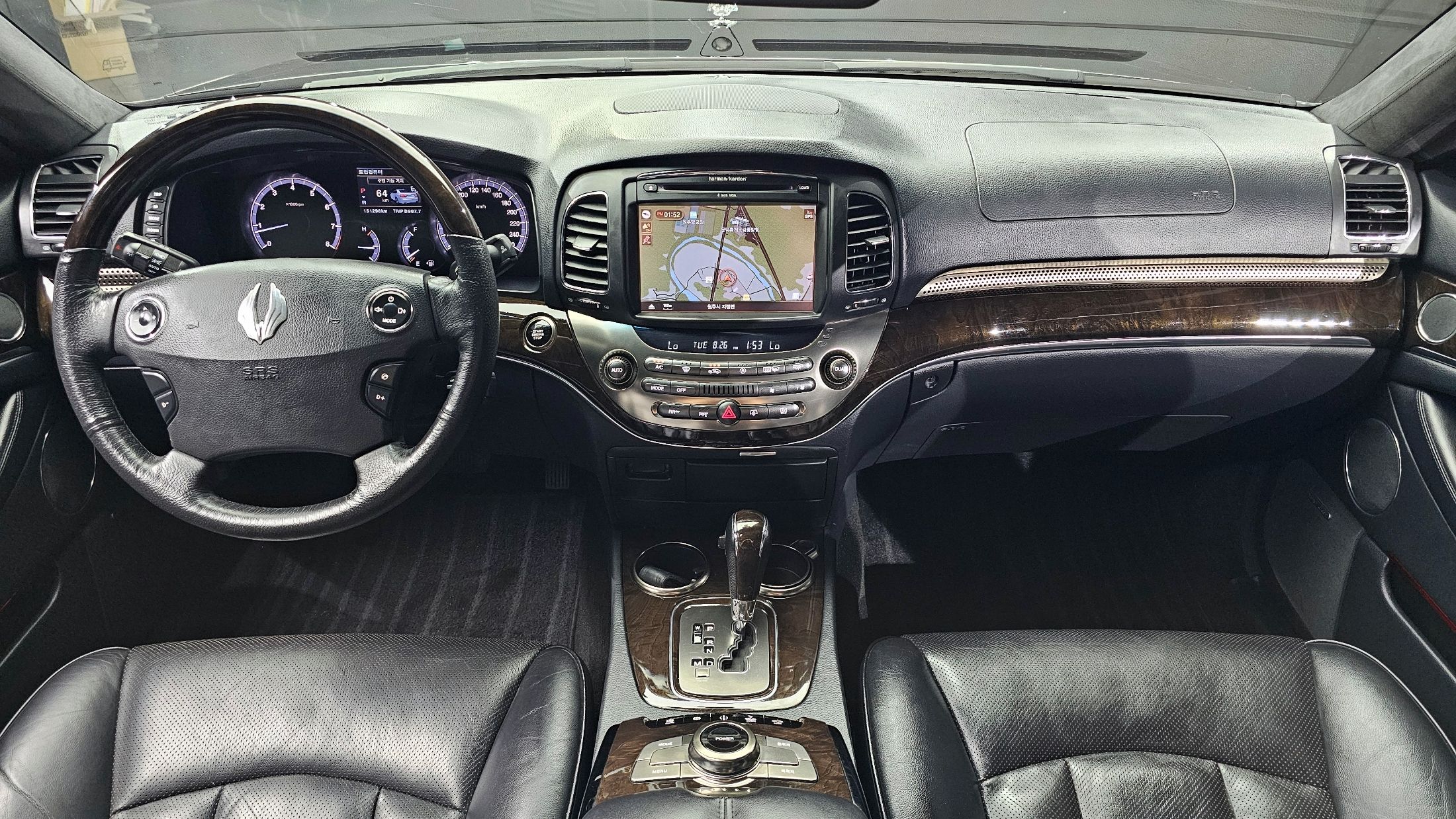 SSANGYONG CHAIRMAN W 2012