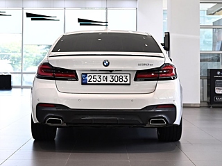 BMW 5-SERIES G30 2020