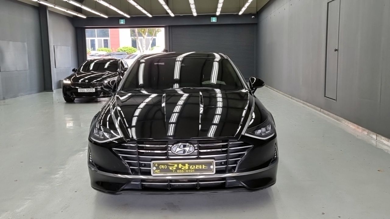 HYUNDAI SONATA DN8 2019
