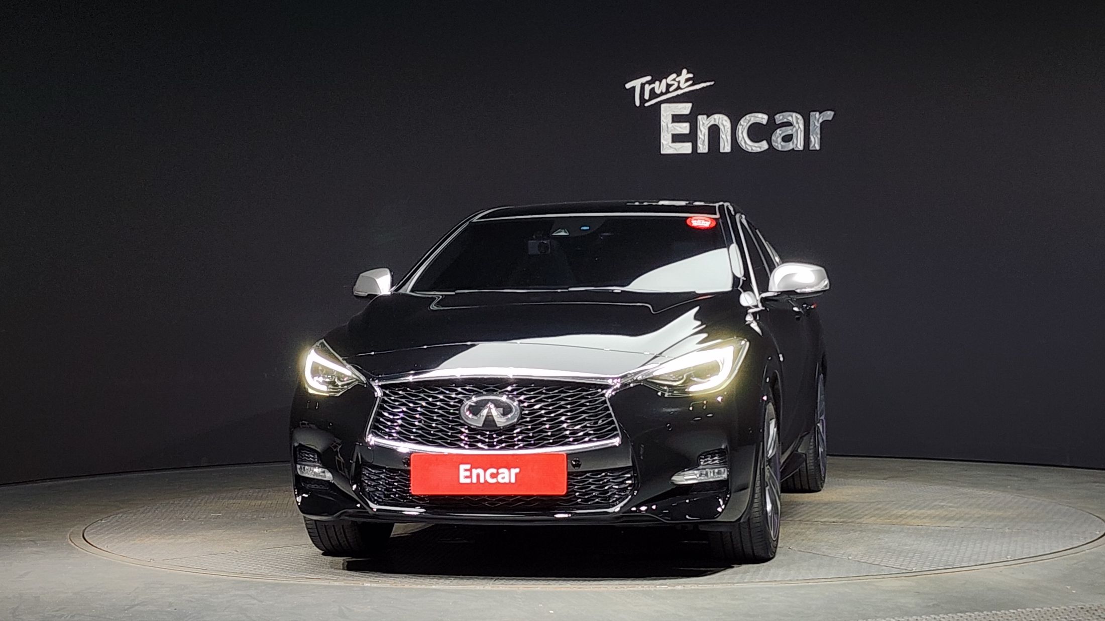 INFINITI Q30 2017