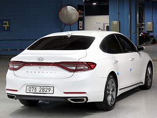 HYUNDAI GRANDEUR IG 2017