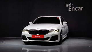 BMW 5-SERIES G30 2022
