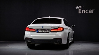 BMW 5-SERIES G30 2022
