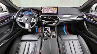 BMW 5-SERIES G30 2022