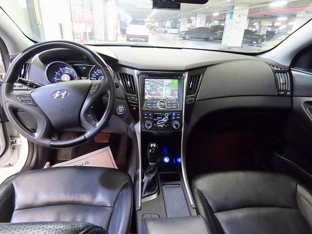 HYUNDAI SONATA YF 2012