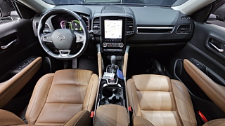 SAMSUNG QM6 2023