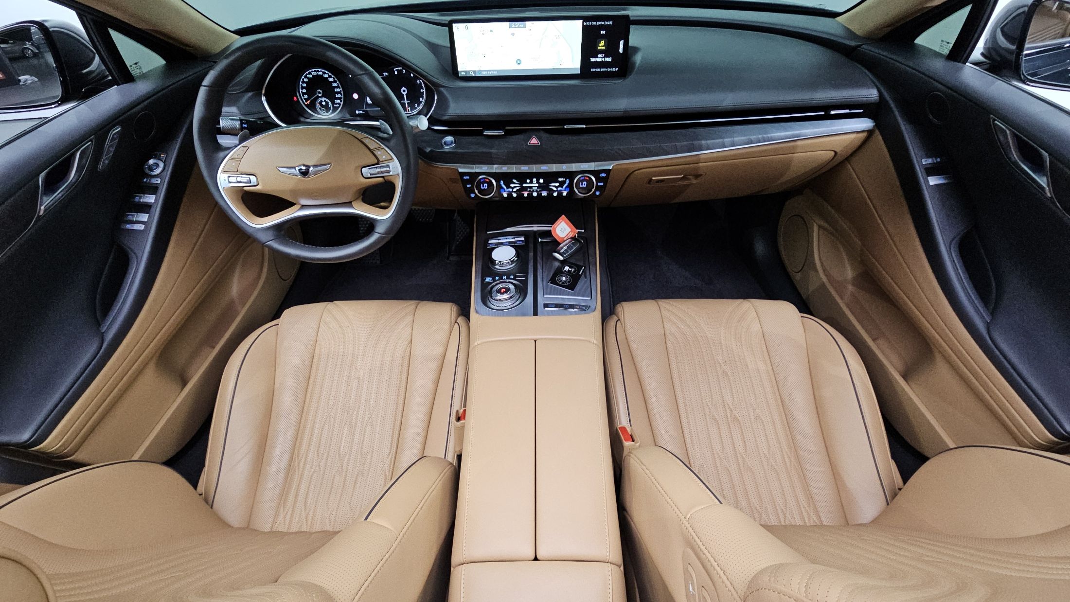 GENESIS G80 RG3 2023