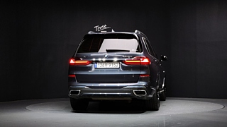 BMW X7 G07 2020