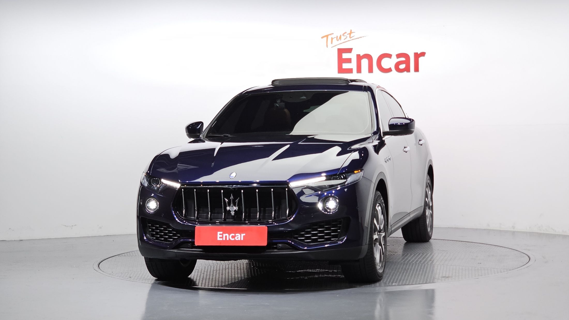 MASERATI LEVANTE 2017
