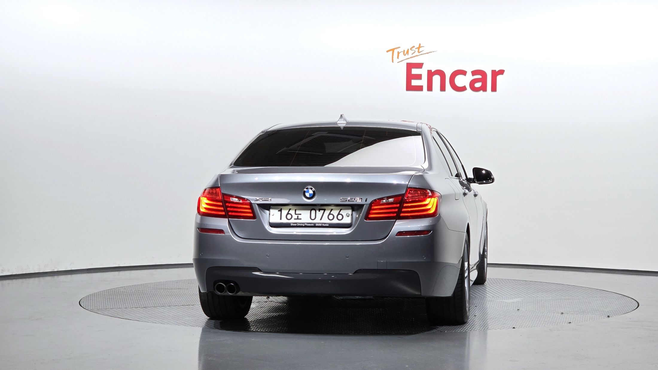 BMW 5-SERIES F10 2016