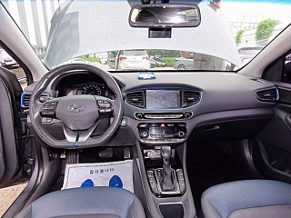 HYUNDAI IONIQ HYBRID 2016