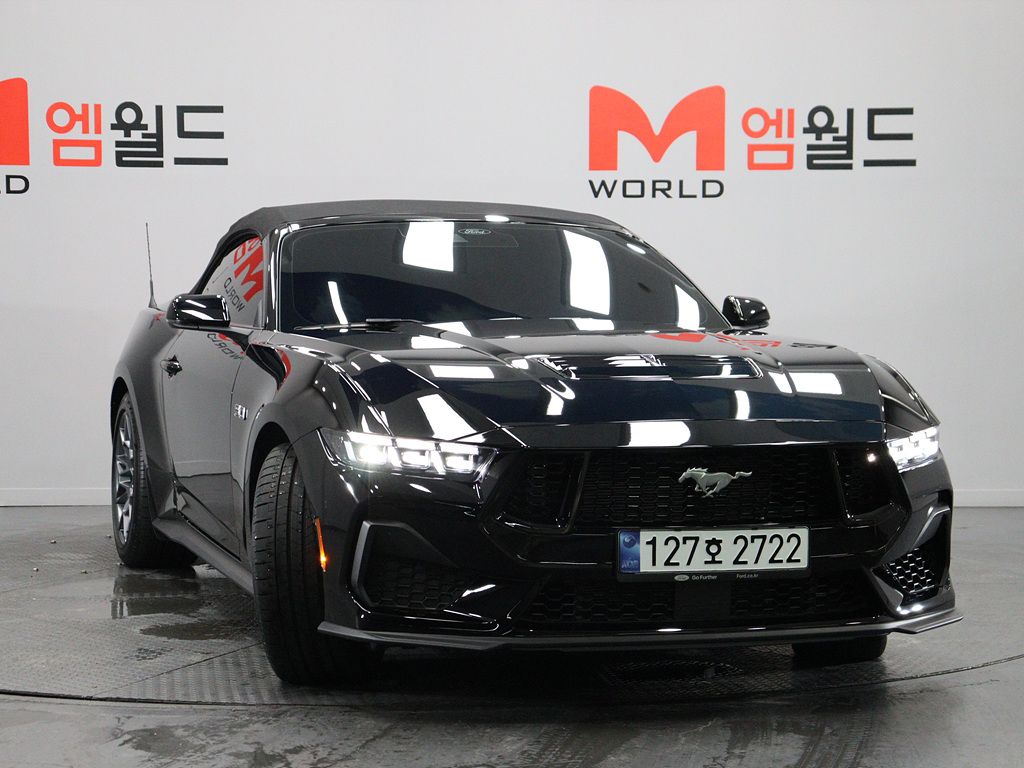 FORD MUSTANG 2024