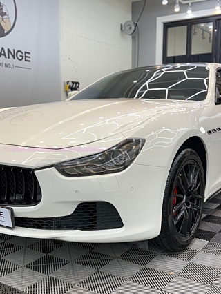 MASERATI GHIBLI 2015