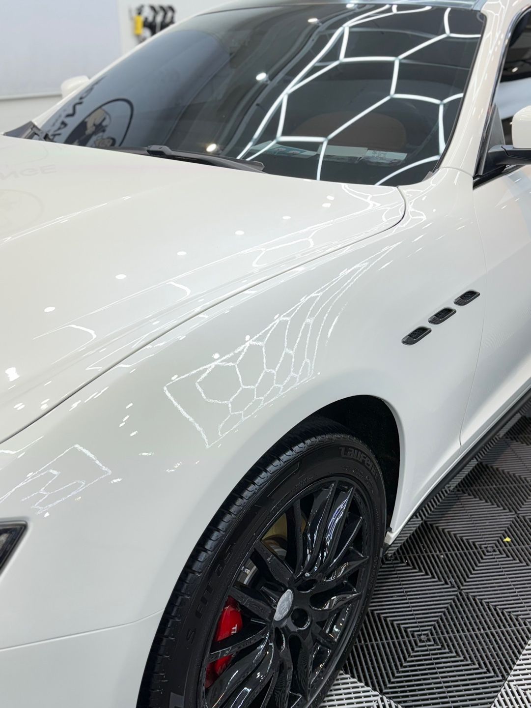 MASERATI GHIBLI 2015