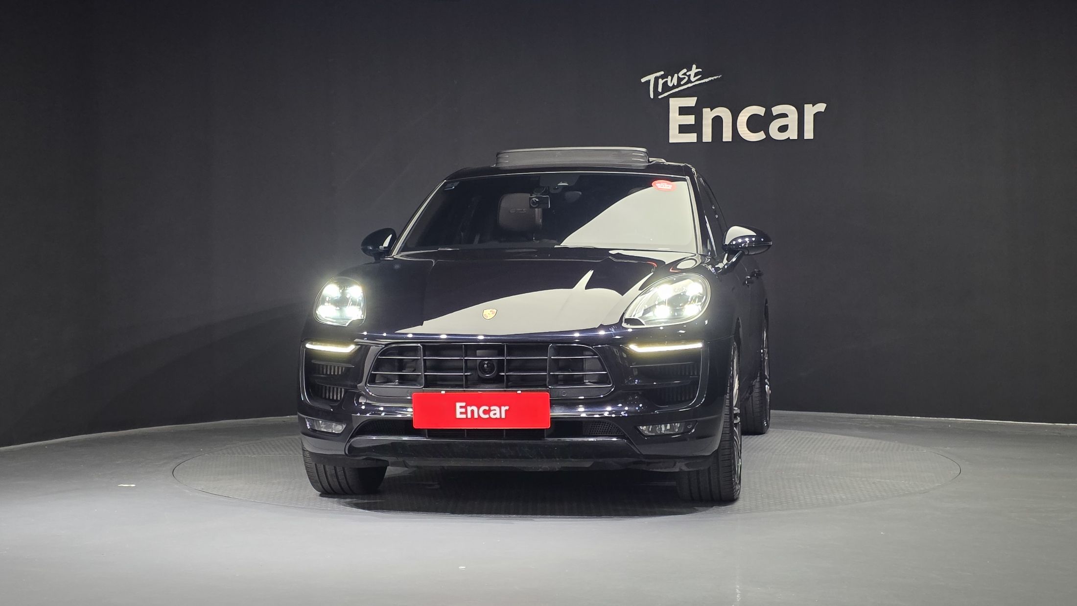 PORSCHE MACAN 2017