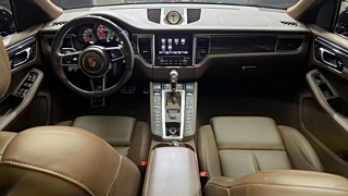 PORSCHE MACAN 2017