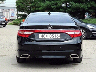 HYUNDAI GRANDEUR HG 2016