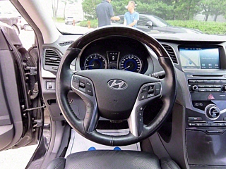 HYUNDAI GRANDEUR HG 2016