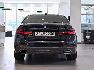 BMW 5-SERIES G30 2021