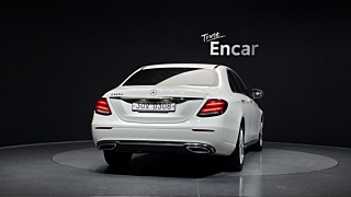 MERCEDES BENZ E-CLASS W213 2016