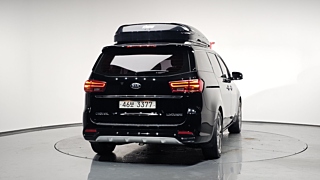 KIA CARNIVAL 2018