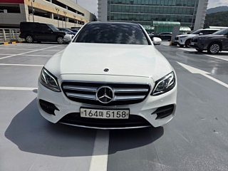 MERCEDES BENZ E-CLASS W213 2020
