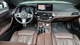 BMW 5-SERIES G30 2020
