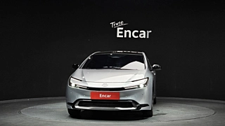TOYOTA PRIUS 2025