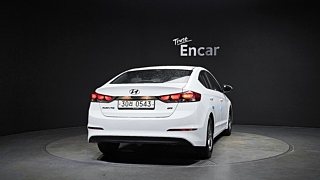 HYUNDAI AVANTE AD 2016