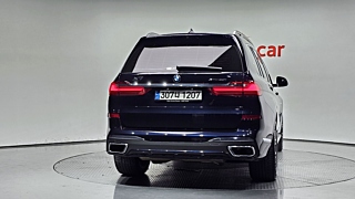 BMW X7 G07 2022