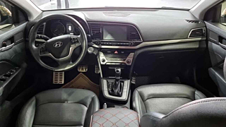 HYUNDAI AVANTE AD 2016