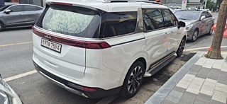 KIA CARNIVAL 2023